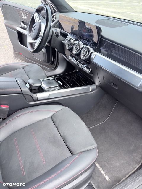 Mercedes-Benz GLB 220 d 4-Matic AMG Line 8G-DCT - 4