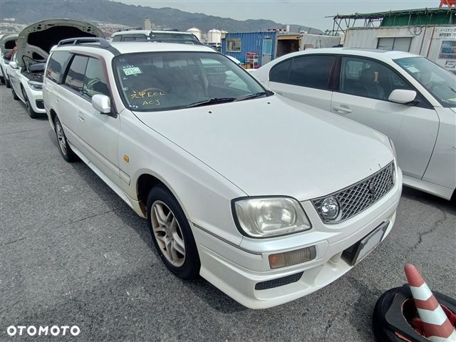 Nissan Skyline - 2