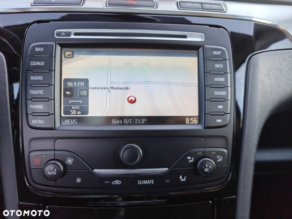 Ford S-Max 2.0 TDCi DPF Titanium X - 28