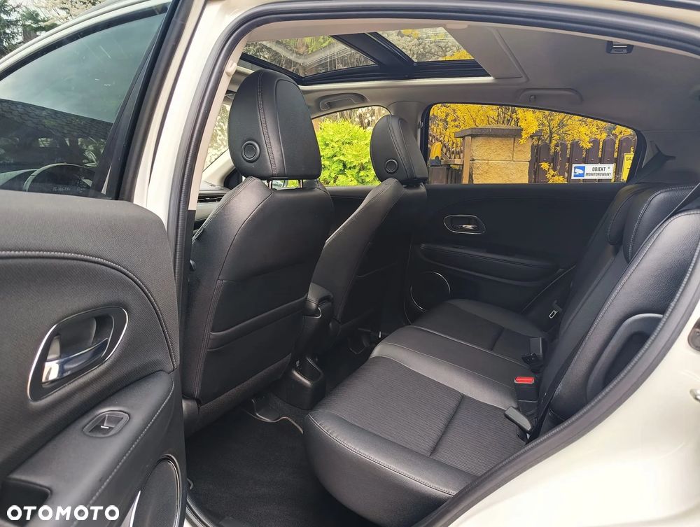 Honda HR-V 1.5 i-VTEC CVT Executive - 10