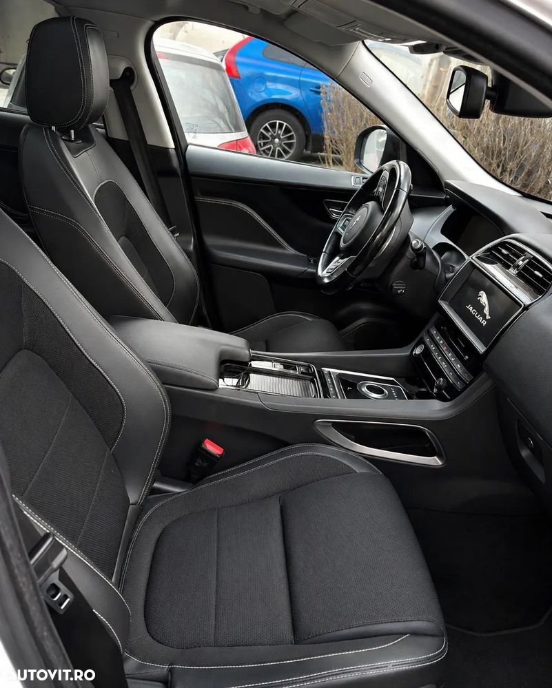 Jaguar F-Pace - 3