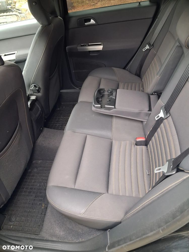 Volvo V50 2.0D Momentum - 13