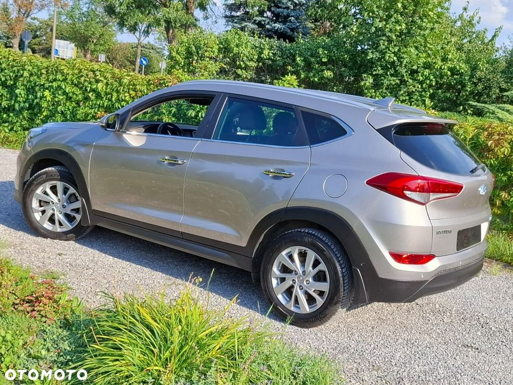 Hyundai Tucson 1.7 CRDI BlueDrive Comfort 2WD DCT - 10