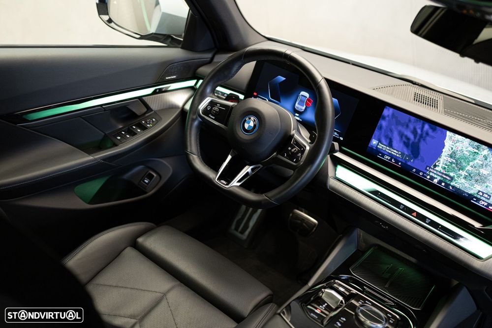 BMW 530 e Pack Desportivo M Pro - 3