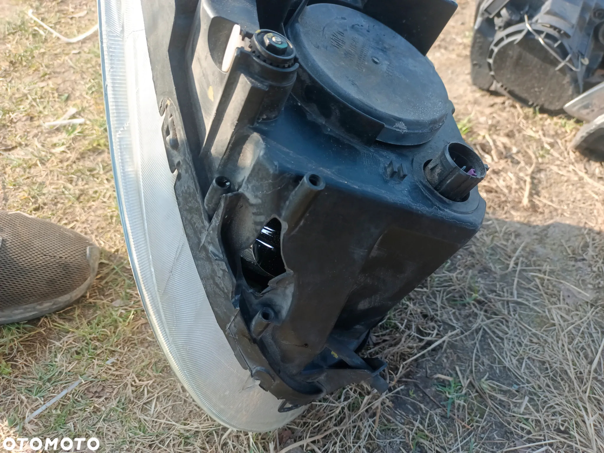 Fiat Doblo combo d lampa prawa przód przednia - 3
