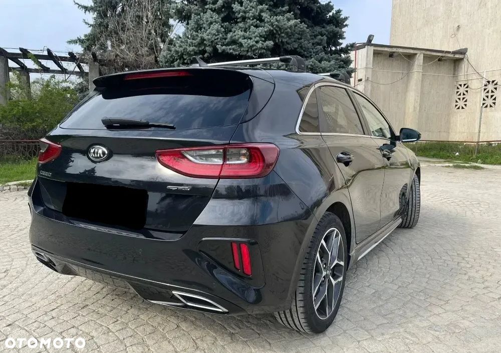 Kia Ceed 1.6 CRDi mHEV GT-Line DCT - 13