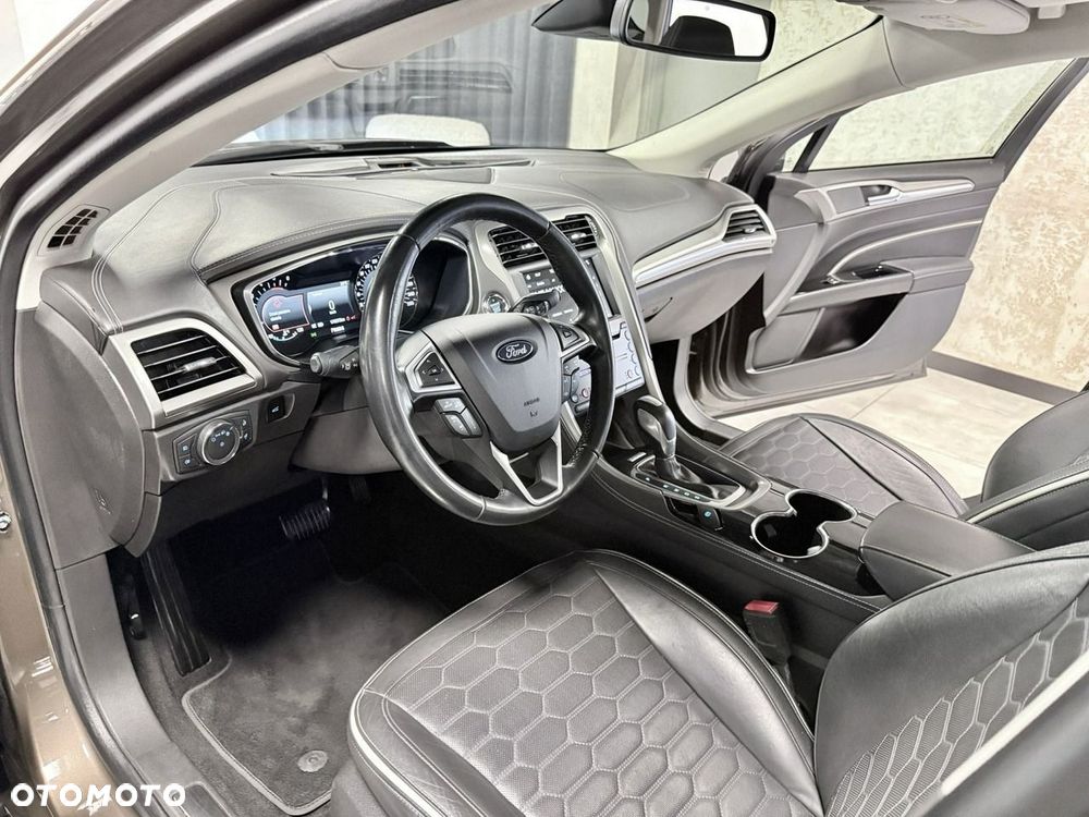 Ford Mondeo 2.0 EcoBlue VIGNALE - 22