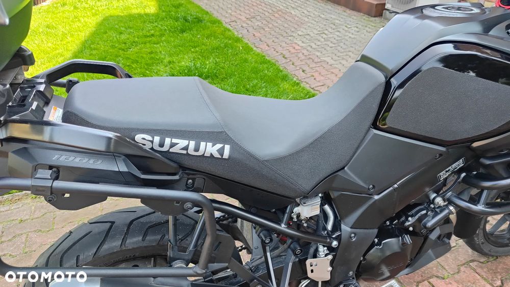Suzuki V-STROM - 23