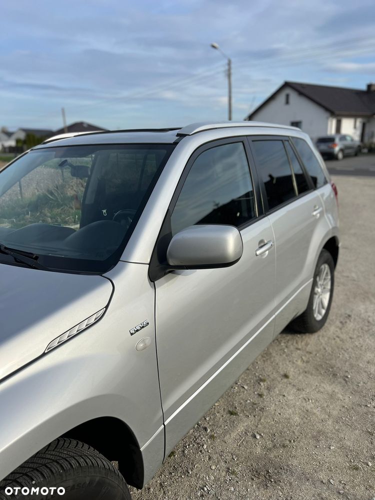 Suzuki Grand Vitara 1.9 DDiS Comfort DPF Limited - 9