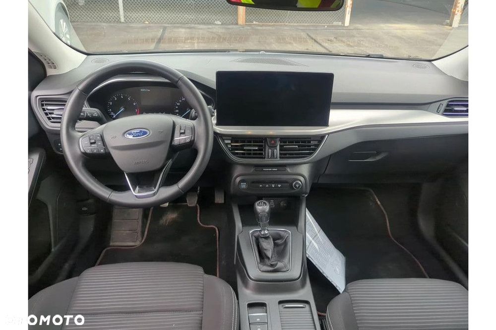 Ford Focus 1.0 EcoBoost Titanium - 8