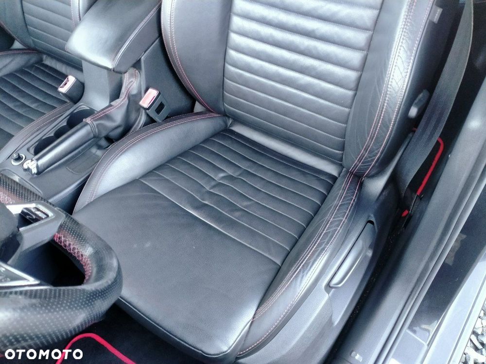 Skoda Octavia 2.0 TDI RS DSG - 20