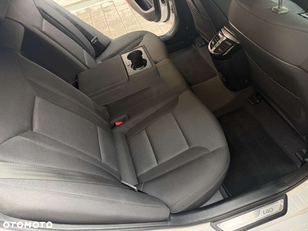 Hyundai i40 Kombi blue 1.7 CRDi Premium - 34