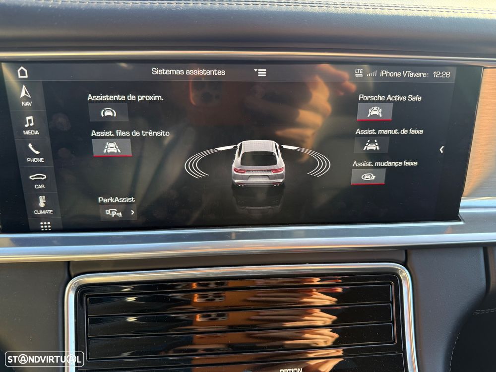 Porsche Panamera Sport Turismo 4 E-Hybrid - 15