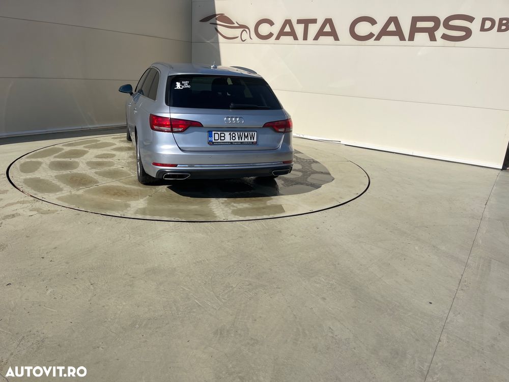 Audi A4 Avant 2.0 TDI S tronic - 12