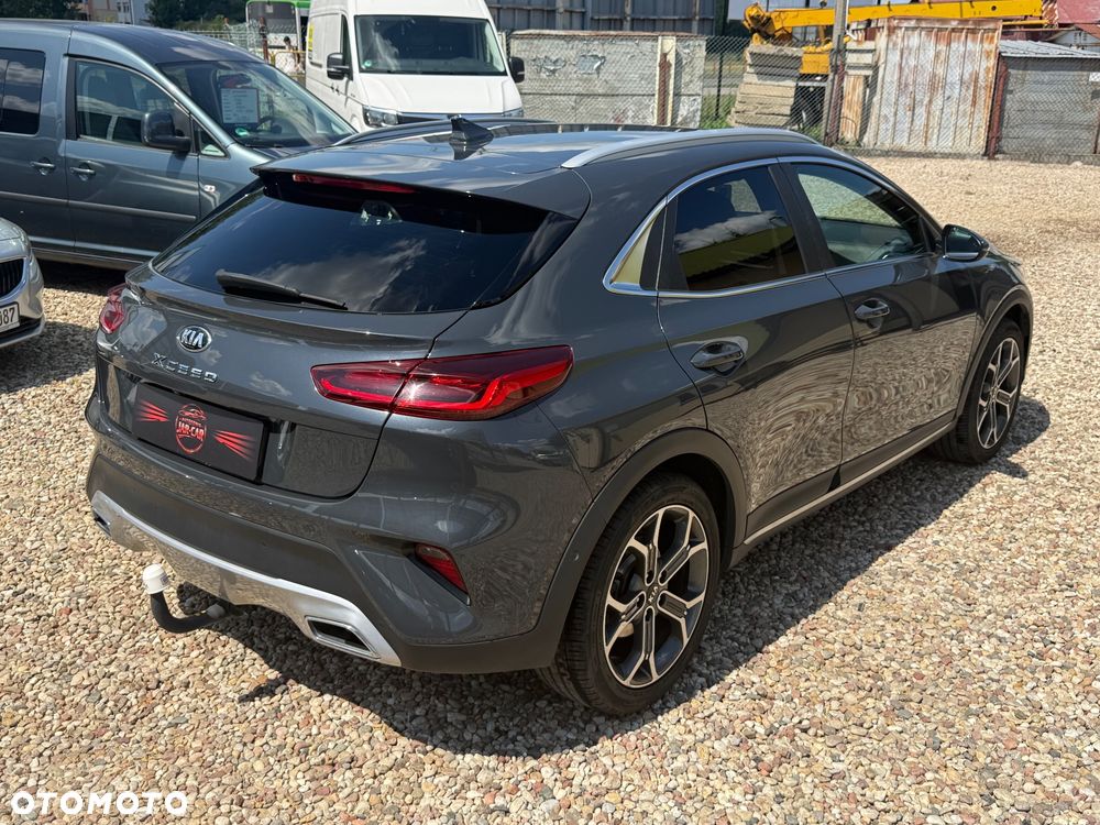Kia XCeed 1.6 CRDi DCT7 PLATINUM EDITION - 16