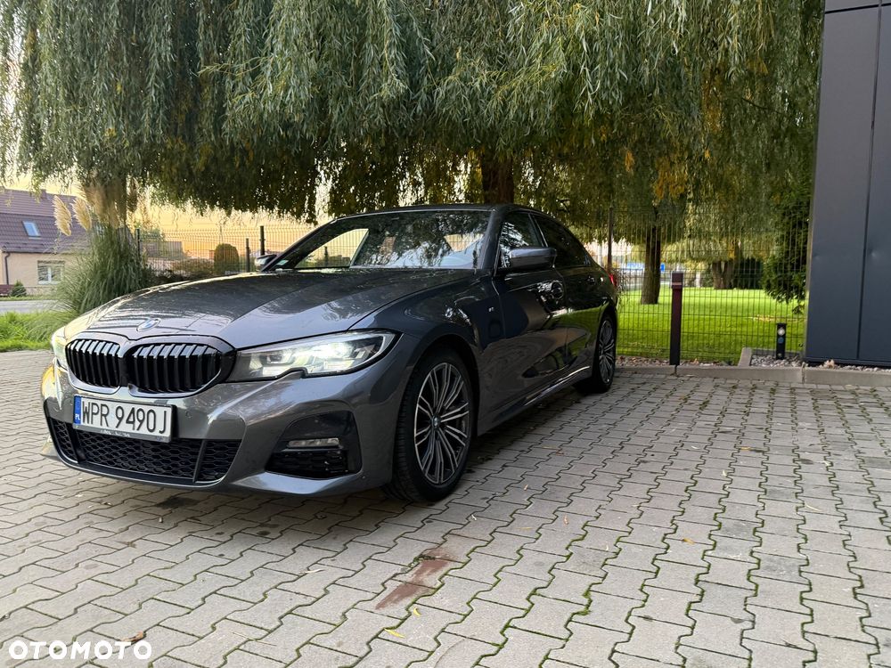 BMW Seria 3 320i M Sport sport - 17