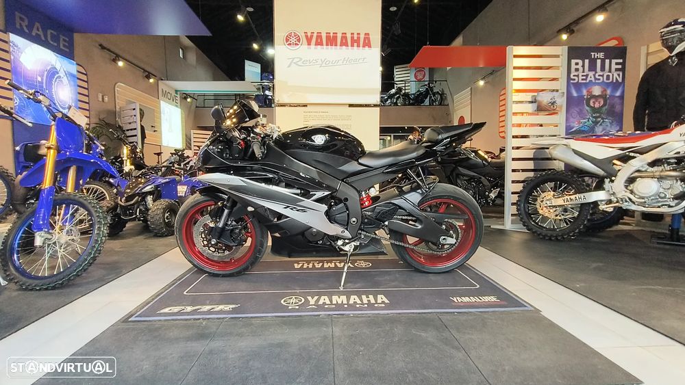 Yamaha YZF R6 - 10