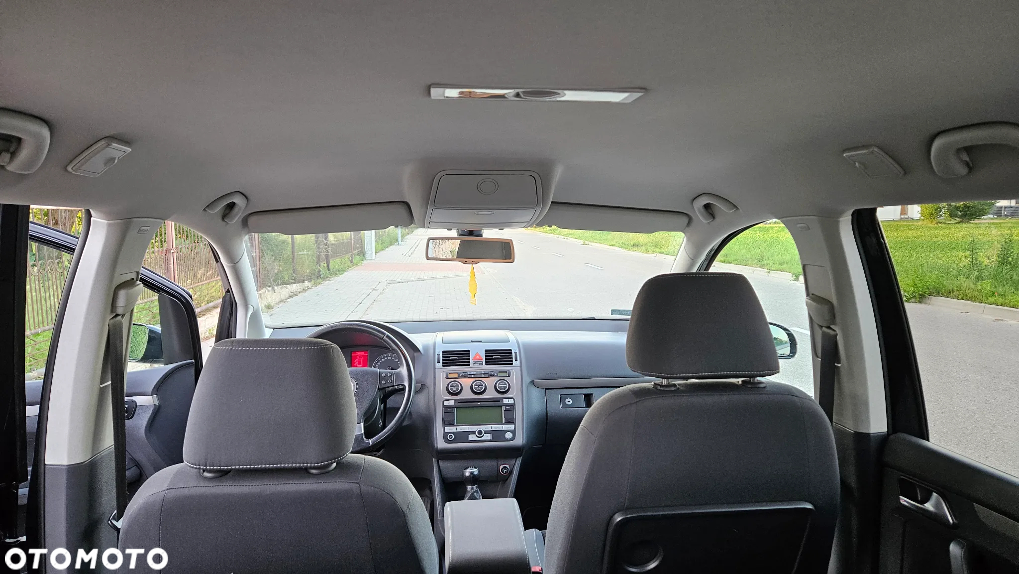 Volkswagen Touran 1.4 TSI United - 18