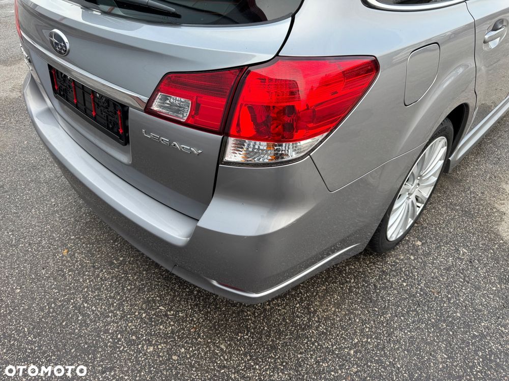 Subaru Legacy 2.5i Lineartronic Sport - 12