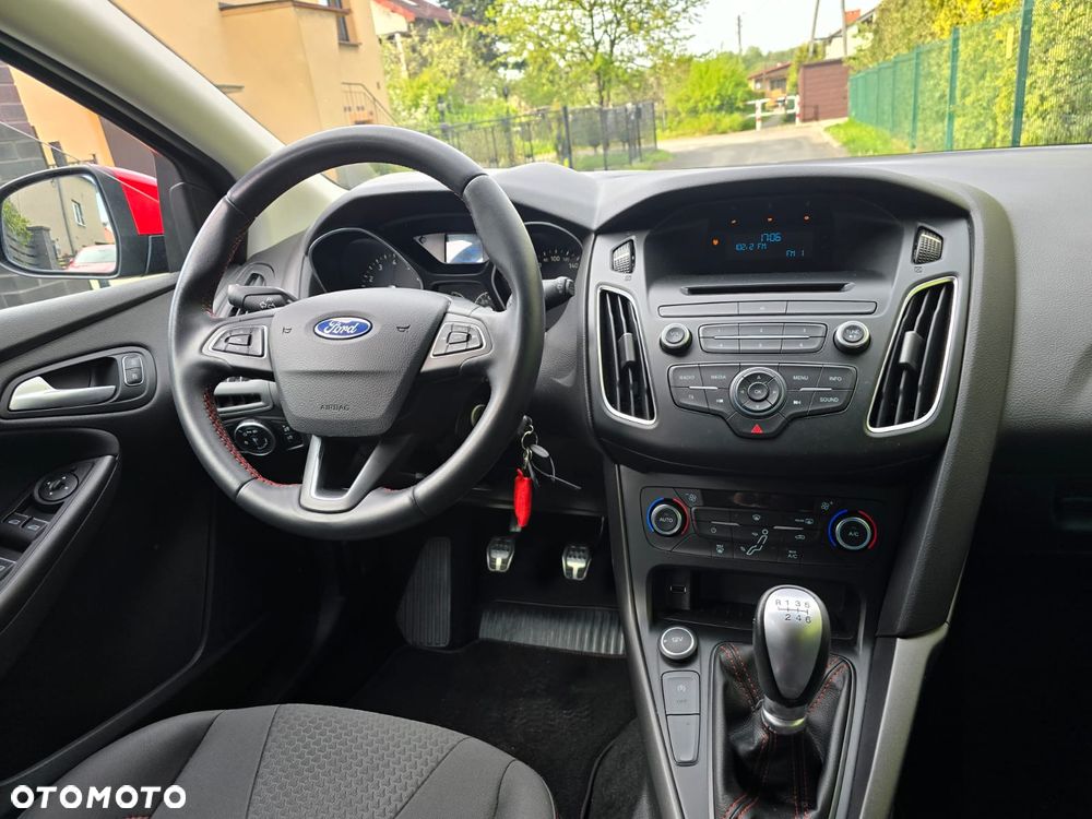 Ford Focus 1.0 EcoBoost ST-Line Red ASS - 26