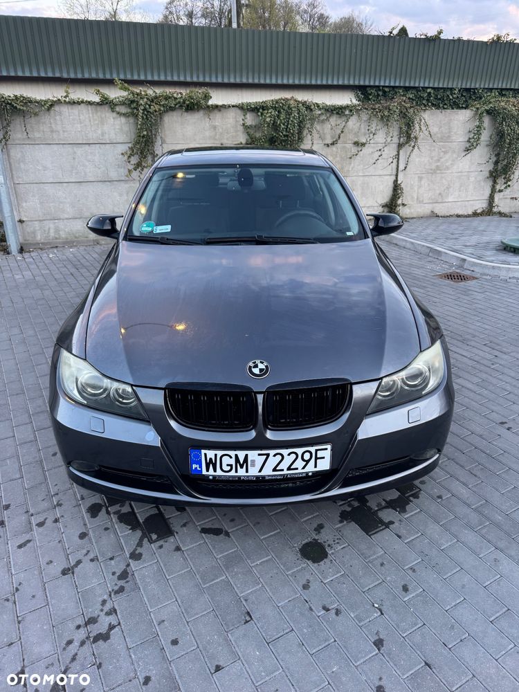 BMW Seria 3 318i - 2
