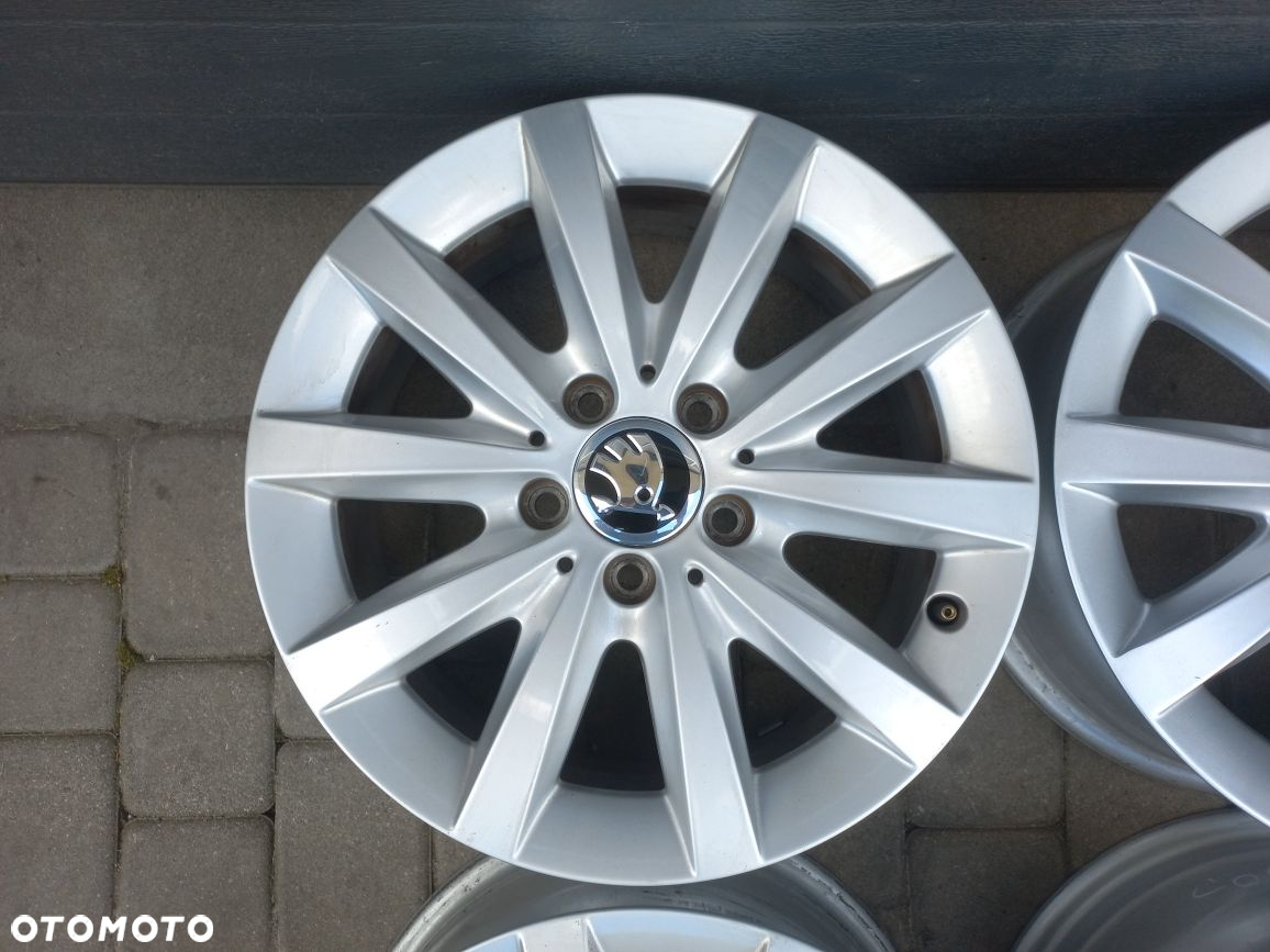 Felgi aluminiowe 16" 5x112 do Skoda - 7