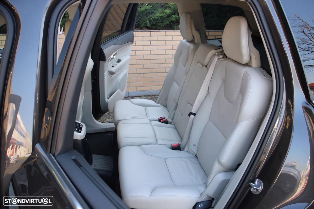 Volvo XC 90 2.0 T8 PHEV Plus Bright AWD — fotografia 17
