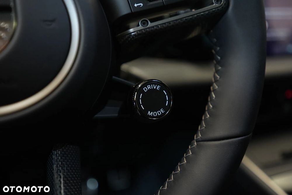 Porsche Macan ver-turbo-100kwh - 23