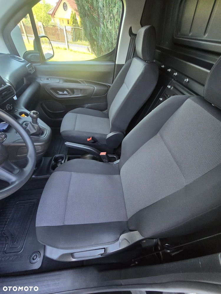 Toyota proace city - 14