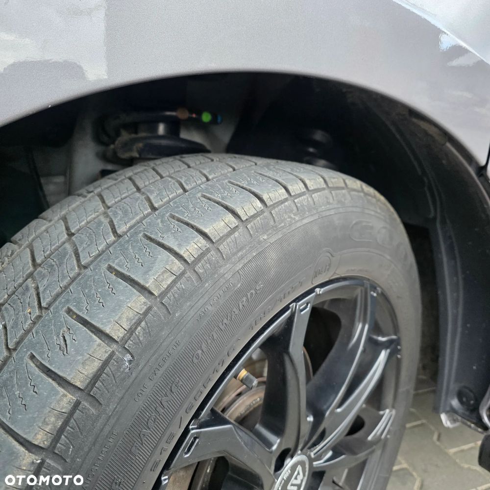 Renault Trafic 2.0 dCi EDC - 24