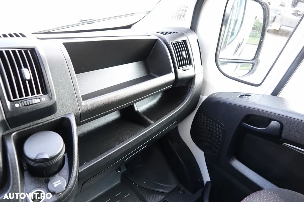 Iveco BOXER / 2.2 - 120 CP / L3H3 / AUTOUTILIZATOR DIN TABLĂ / 2022 / MANUAL / IMPORTAT - 34