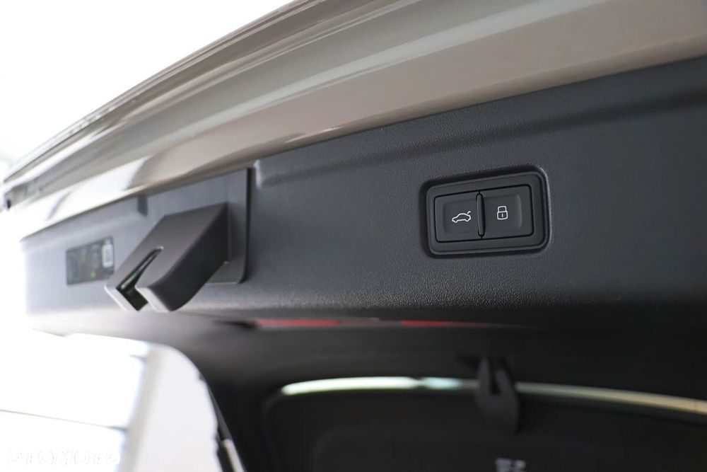 Audi A6 Sportback e-tron - 11