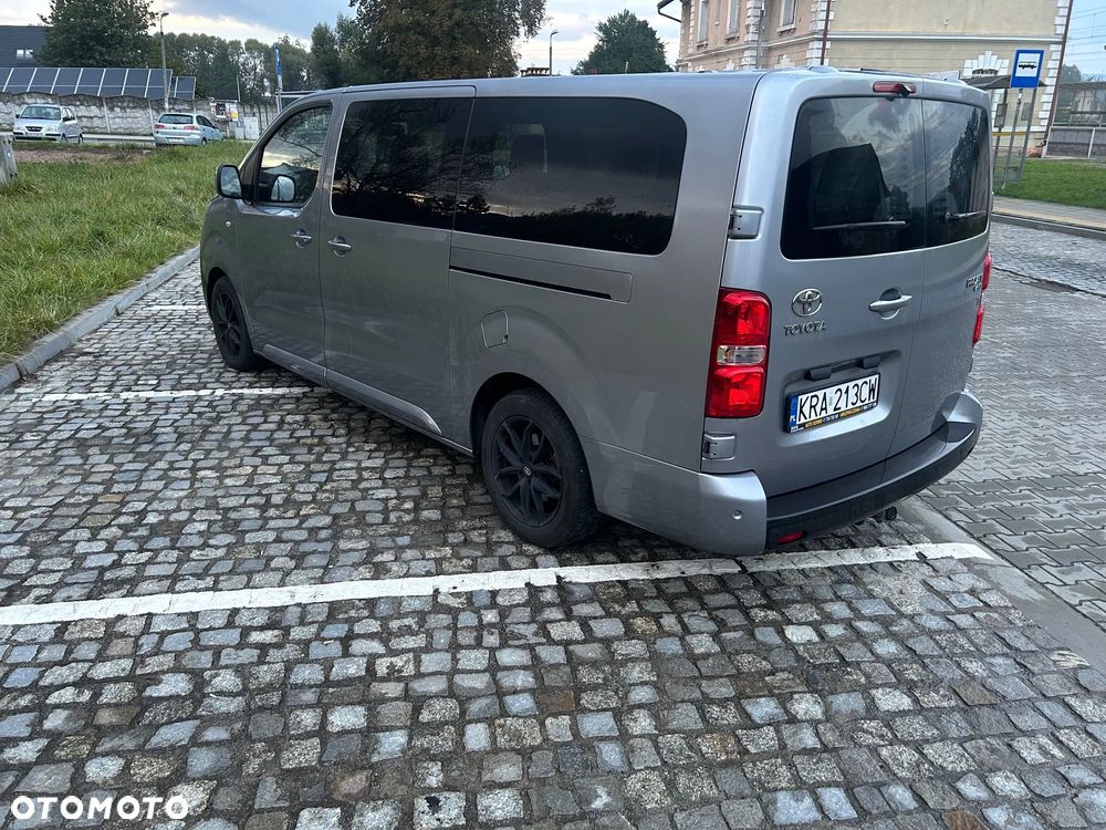 Toyota ProAce Kombi 2.0 D-4D Long 2,8t - 3