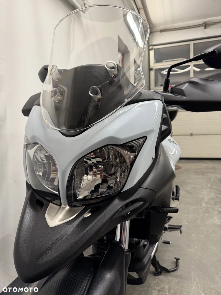 Suzuki V-STROM - 26