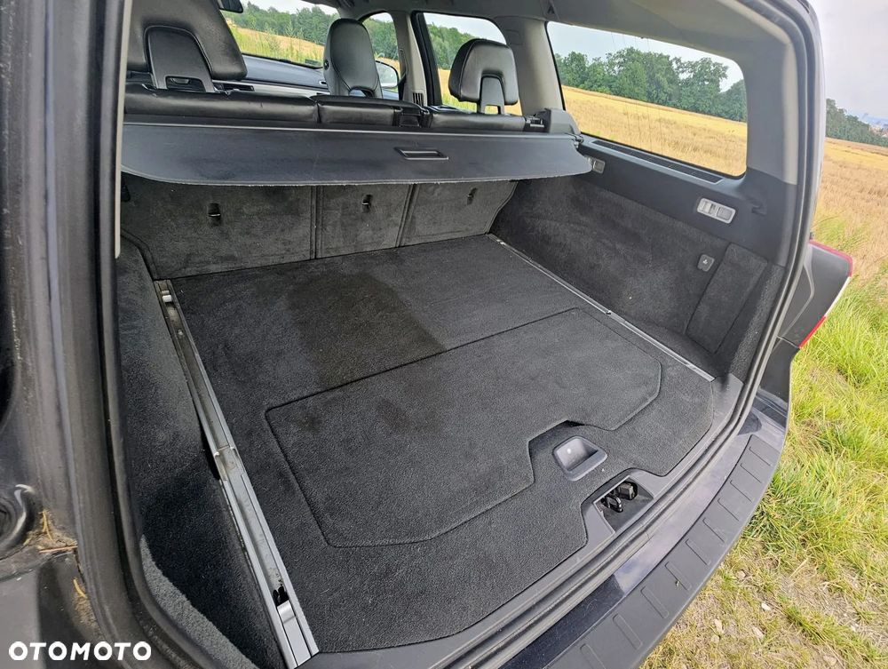 Volvo V70 D2 Summum - 13