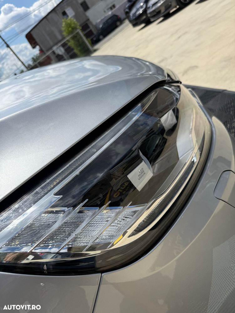 Renault Grand Scenic 1.6 dCi Stop&Start Energy Privilege - 16