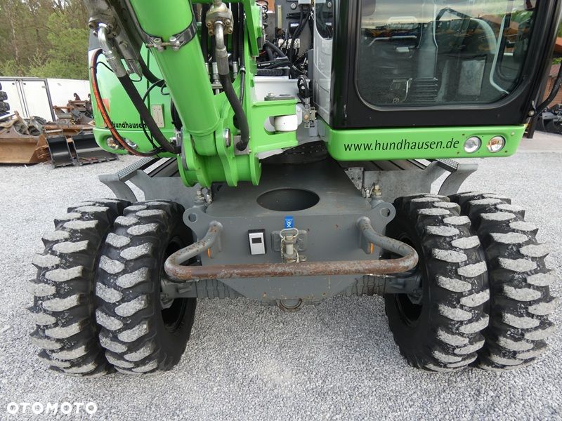 Liebherr A910 Compact / Z Niemiec / Super Stan / BEZ DPF / 2 Łyżki / - 33