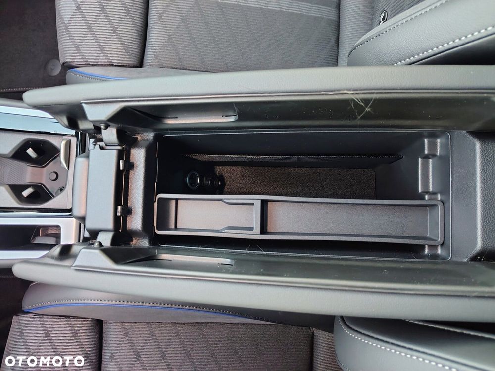 Volkswagen Passat - 19