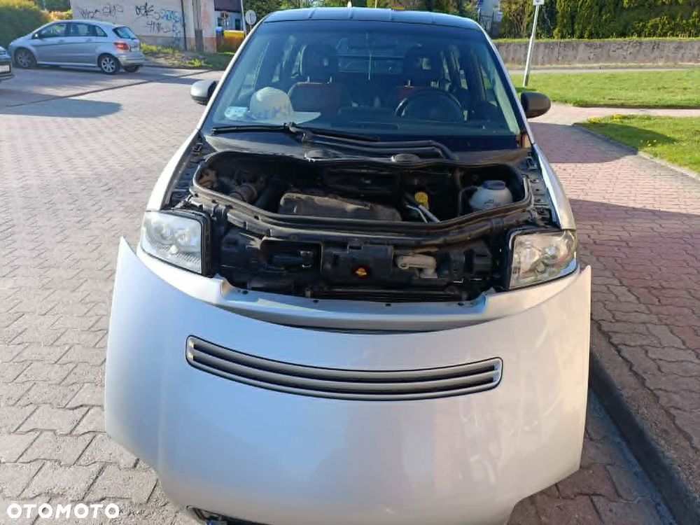 Audi A2 - 8