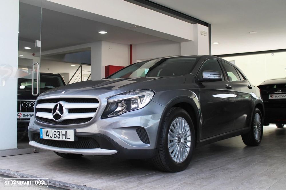 Mercedes-Benz GLA 180 d - 1