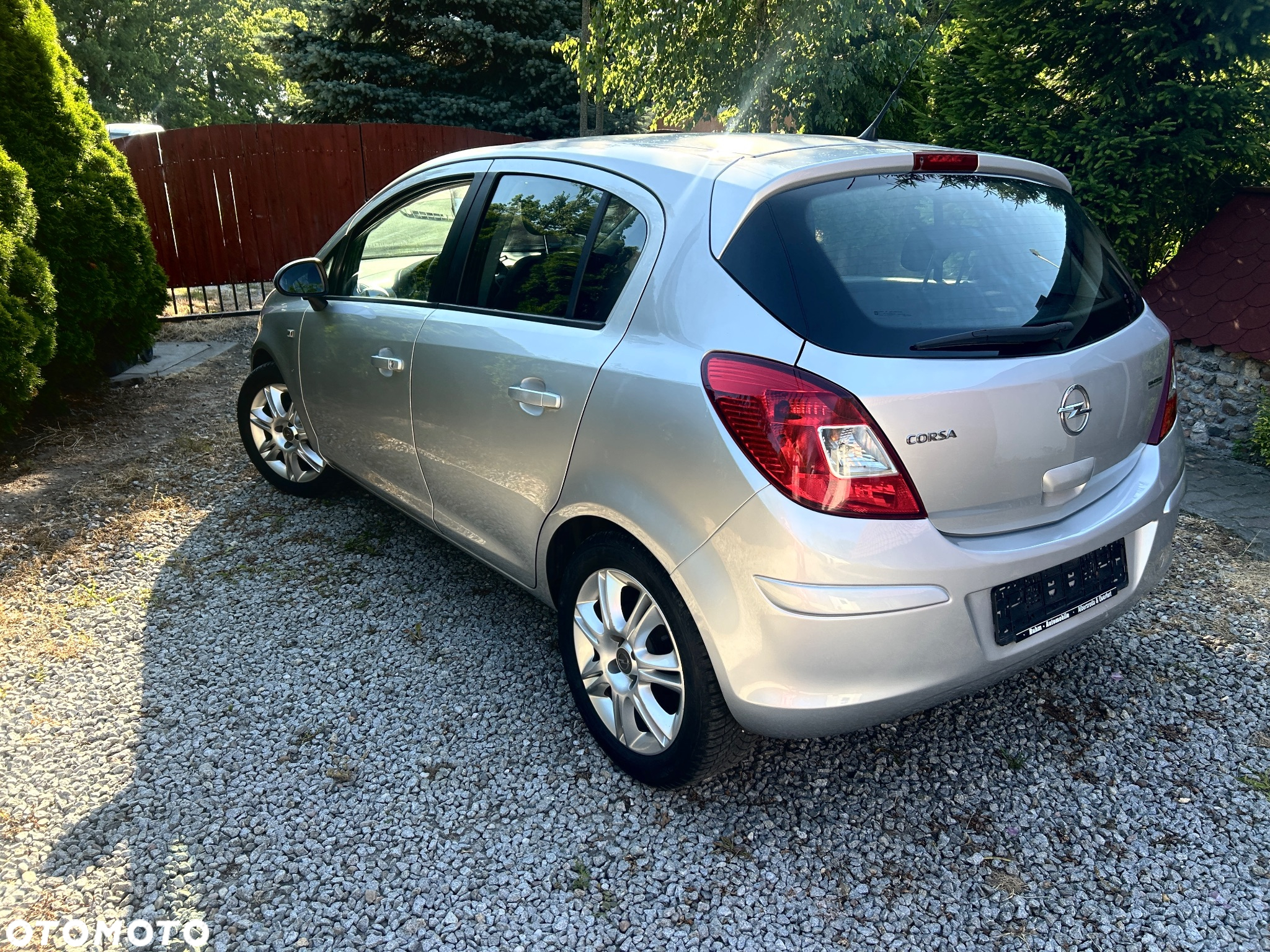 Opel Corsa 1.2 16V Cosmo - 12