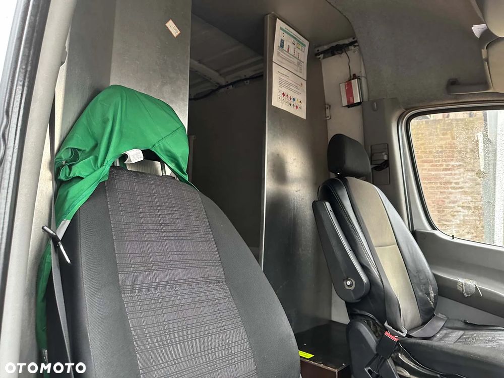 Mercedes-Benz SPRINTER MAXI L4 H2 - 13