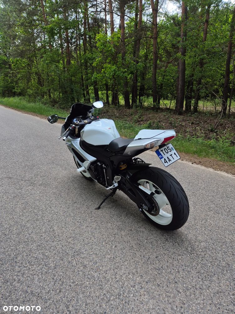 Suzuki GSX-R - 8