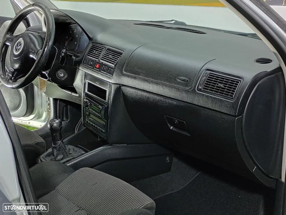 VW Golf Variant - 21