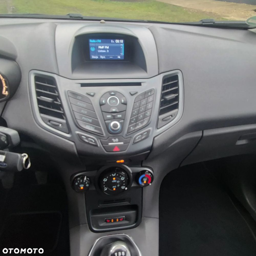 Ford Fiesta - 36