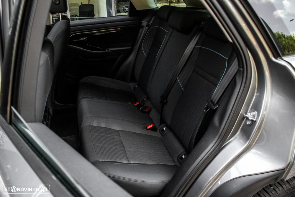 Land Rover Range Rover Evoque 2.0 D240 AWD Auto - 32