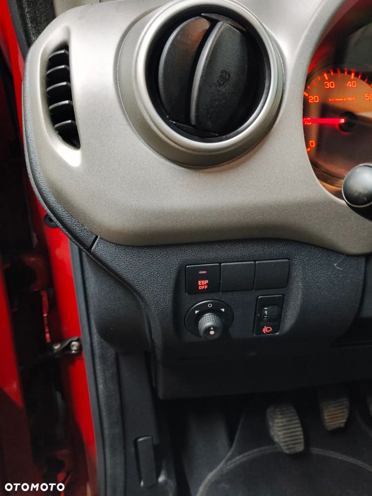 Citroën Berlingo VTi 95 Multispace - 27