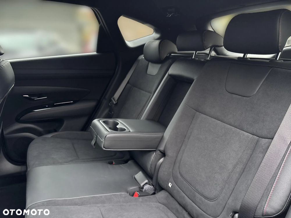 Hyundai Tucson 1.6 T-GDi HEV N-Line 2WD - 17