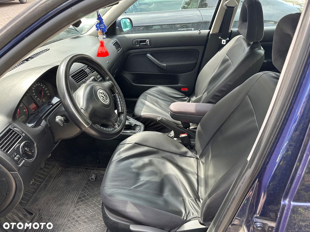 Volkswagen Bora 1.6 Basis - 9