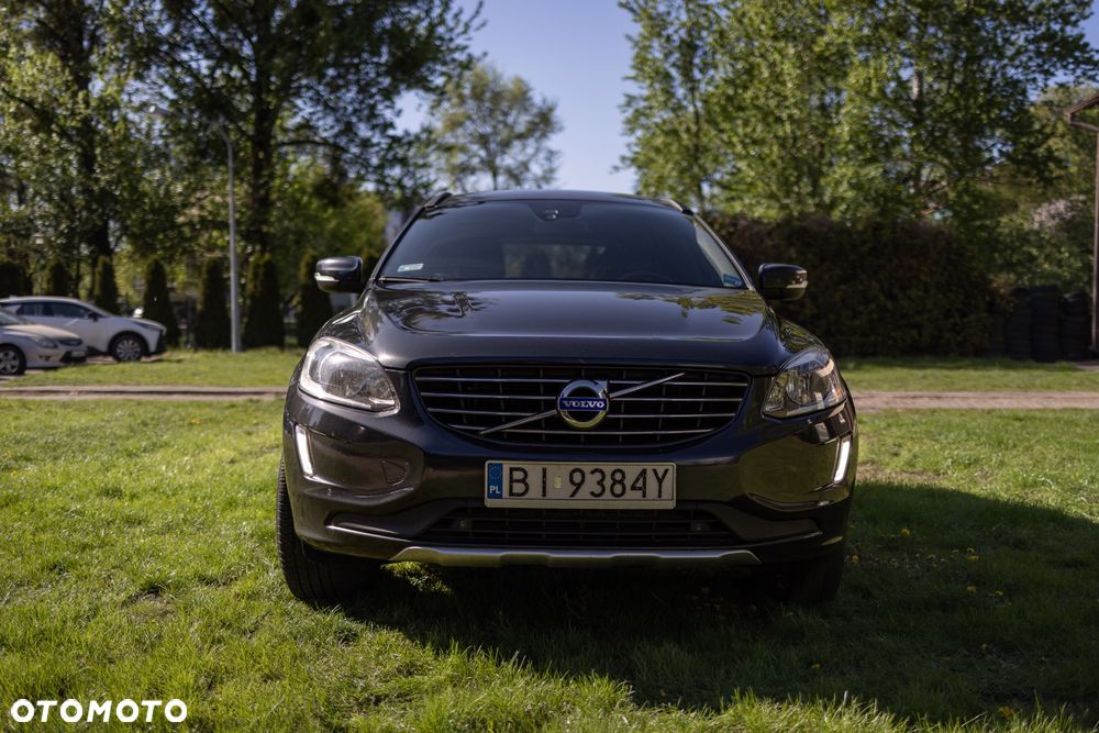 Volvo XC 60 D3 Momentum - 4